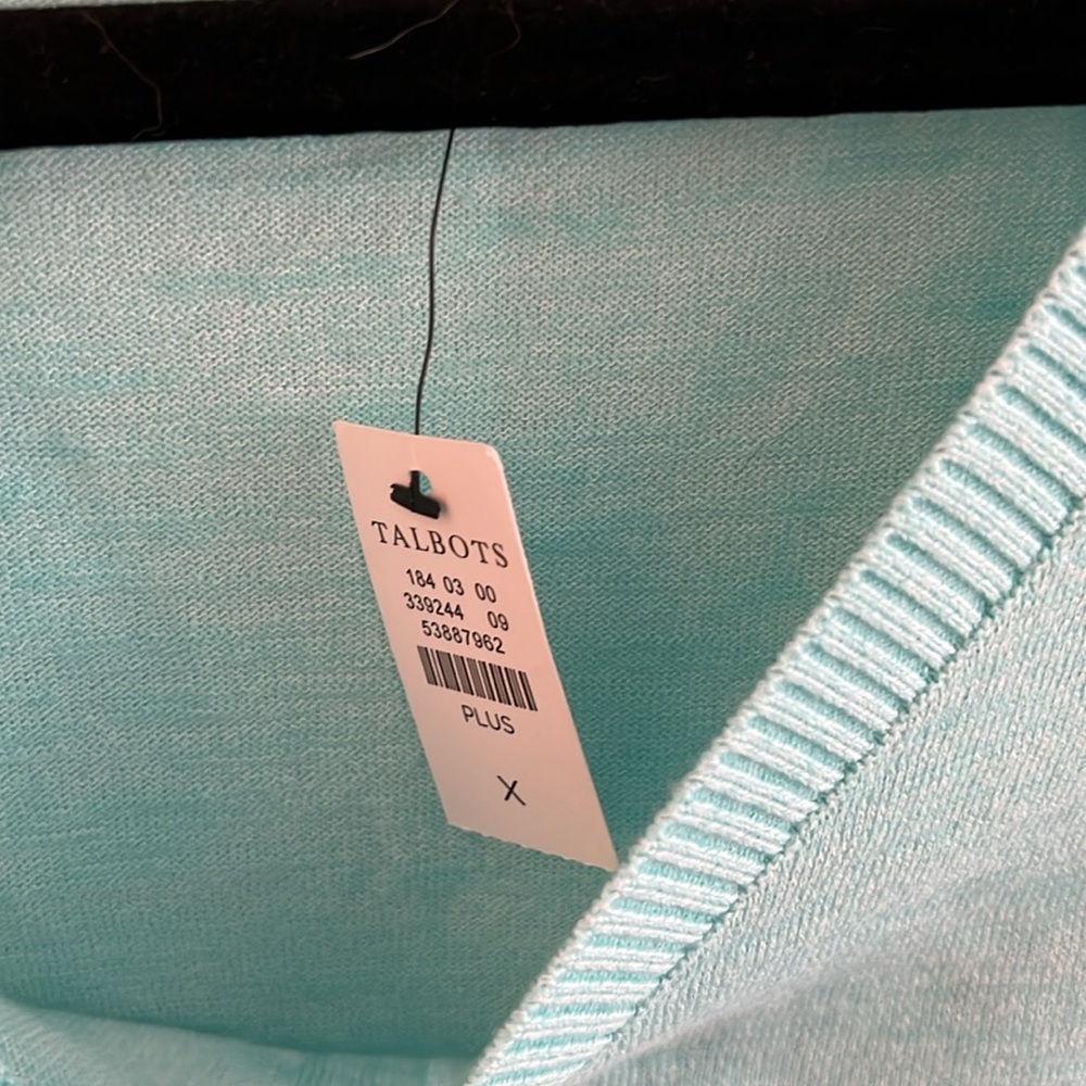 Talbots sweater - Picture 2 of 5